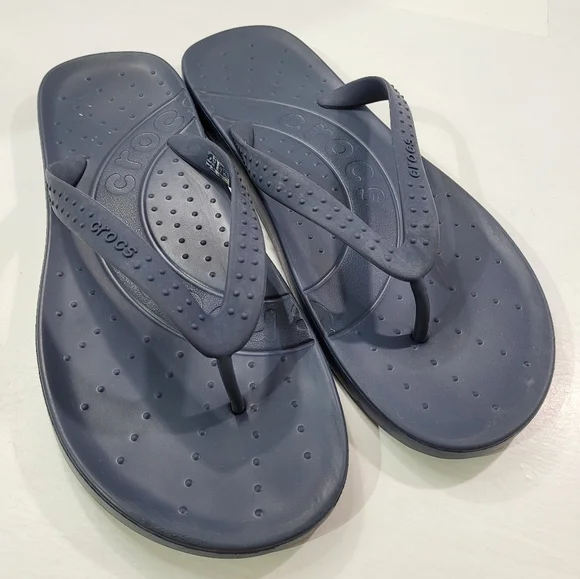 CROCS | Shoes | Crocs Navy Chawaii Unisex Lightweight  display picture 1